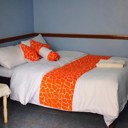 Sheywe Hotel Kakamega Екстер'єр фото